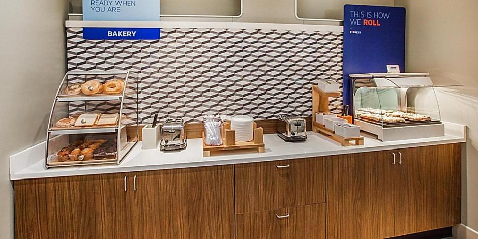 Holiday Inn Express & Suites - Dahlonega - University Area By Ihg Ngoại thất bức ảnh